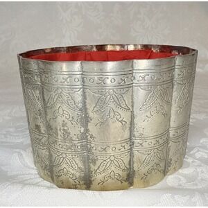 Vintage Silver Plated Scalloped Red Silk  Lined Jewelry vanity Box No Lid